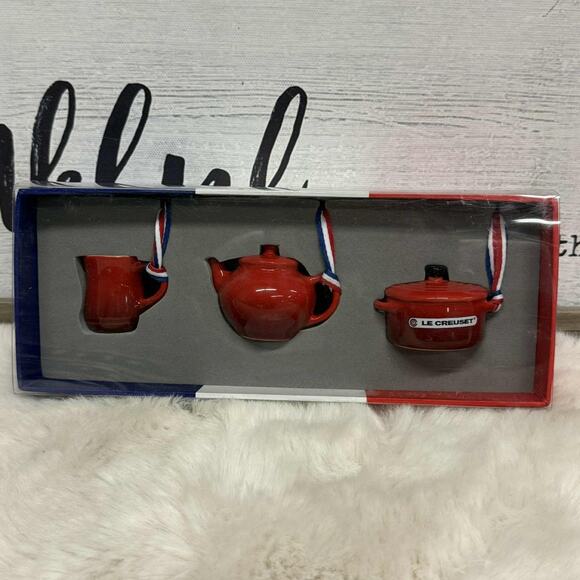 Le Creuset Cerise Red Ornaments Miniature Set of 3 Japan New w/box - Picture 1 of 6